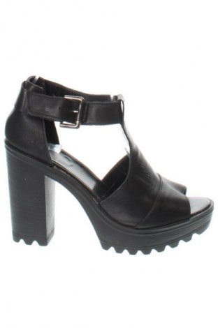 Сандали Bata, Размер 38, Цвят Черен, Цена 38,94 €