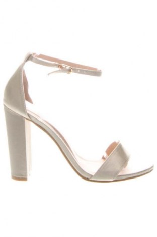 Сандали Unbranded, Размер 40, Цвят Бежов, Цена 26,00 €