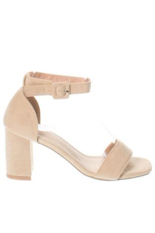 Сандали Unbranded, Размер 37, Цвят Бежов, Цена 31,65 €