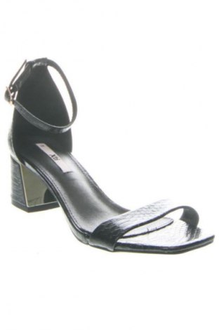 Σανδάλια Xti, Μέγεθος 38, Χρώμα Μαύρο, Τιμή 47,56 €