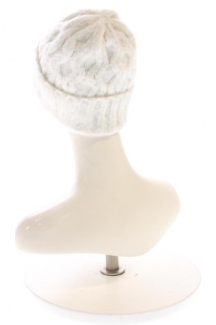Čepice  H&M, Barva Bílá, Cena  198,00 Kč
