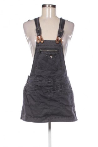 Latzkleid Timeout, Größe M, Farbe Lila, Preis € 23,99