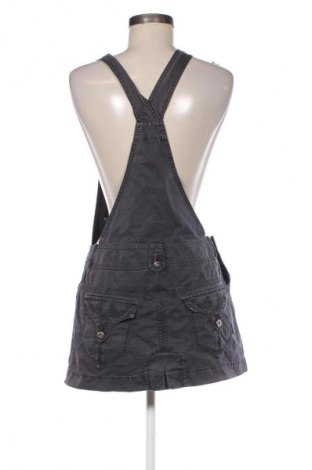 Latzkleid Timeout, Größe M, Farbe Lila, Preis € 23,99