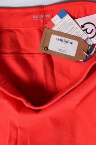 Дамски къс панталон Le Coq Sportif, Размер XL, Цвят Червен, 85% памук, 15% полиестер, Цена 39,00 лв.