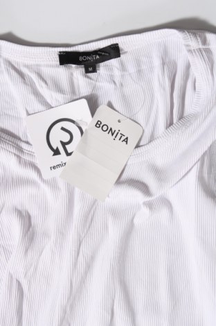 Γυναικείο αμάνικο μπλουζάκι Bonita, Μέγεθος M, Χρώμα Λευκό, 96% πολυαμίδη, 4% ελαστάνη, Τιμή 7,58 €