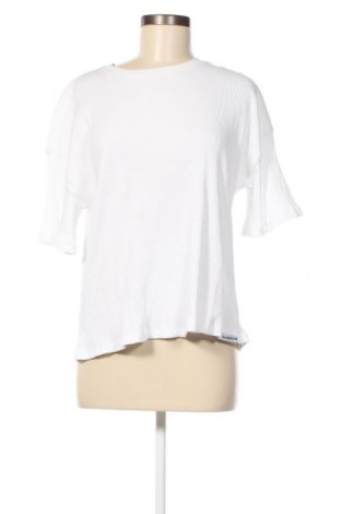 Γυναικεία μπλούζα Swedish Fall, Μέγεθος XS, Χρώμα Λευκό, Τιμή 8,91 €
