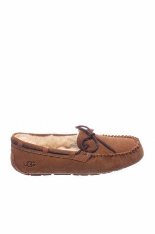 Дамски обувки UGG Australia, Размер 38, Цвят Кафяв, Естествен велур, Цена 178,75 лв.