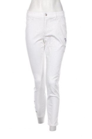Дамски панталон Buffalo, Размер M, Цвят Бял, Цена 13,92 лв.