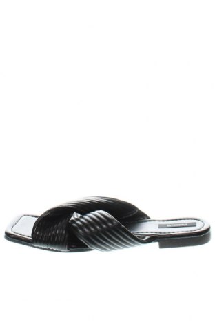 Pantofle Answear, Velikost 39, Barva Černá, Cena  580,00 Kč