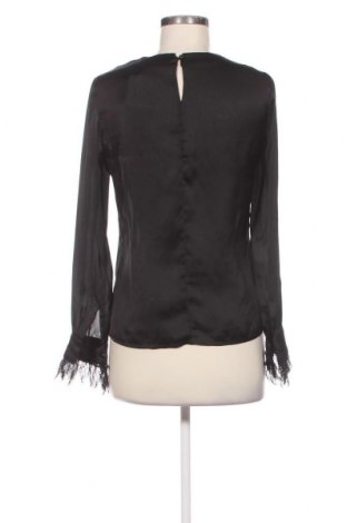Дамска блуза, Размер S, Цвят Черен, Цена 5,40 лв.