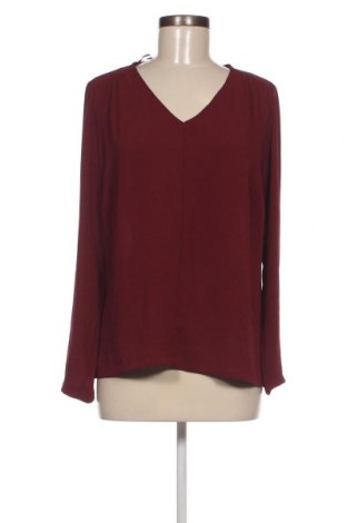 Γυναικεία μπλούζα Clair De Lune, Μέγεθος M, Χρώμα Κόκκινο, Τιμή 1,88 €