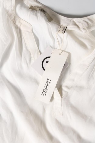 Damen Shirt Esprit, Größe XS, Farbe Weiß, Preis 37,11 €