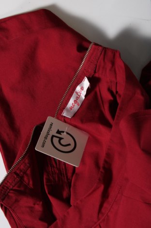 Дамска блуза Negative, Размер S, Цвят Червен, Цена 26,00 лв.