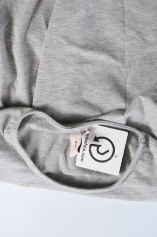 Γυναικεία μπλούζα Nelly, Μέγεθος M, Χρώμα Γκρί, Τιμή 4,08 €