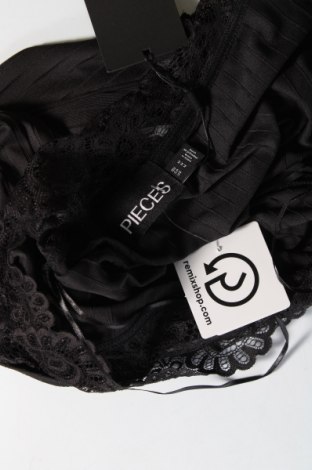 Дамска блуза Pieces, Размер M, Цвят Черен, Цена 9,20 лв.