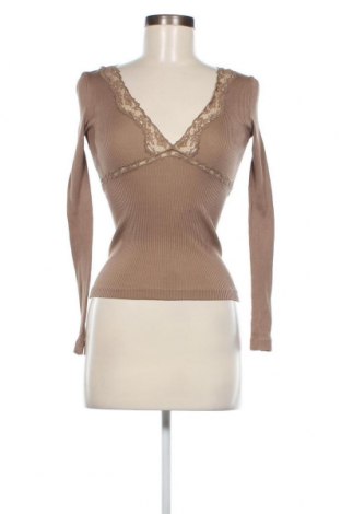 Дамска блуза Pinko, Размер S, Цвят Кафяв, Цена 51,04 лв.