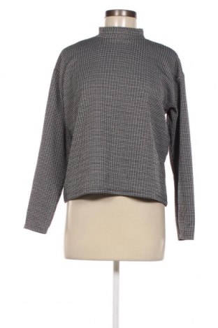 Γυναικεία μπλούζα Pull&Bear, Μέγεθος S, Χρώμα Πολύχρωμο, Τιμή 3,17 €