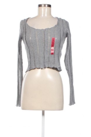 Дамска блуза Pull&Bear, Размер M, Цвят Сив, Цена 9,92 лв.