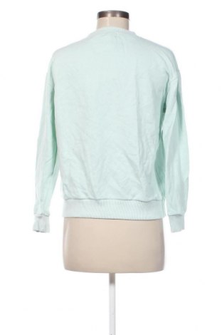 Γυναικεία μπλούζα Pull&Bear, Μέγεθος S, Χρώμα Πράσινο, Τιμή 2,94 €
