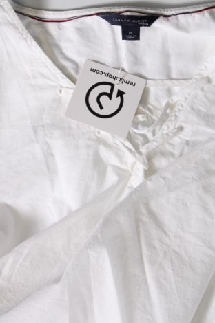 Γυναικεία μπλούζα Tommy Hilfiger, Μέγεθος M, Χρώμα Λευκό, Τιμή 22,49 €