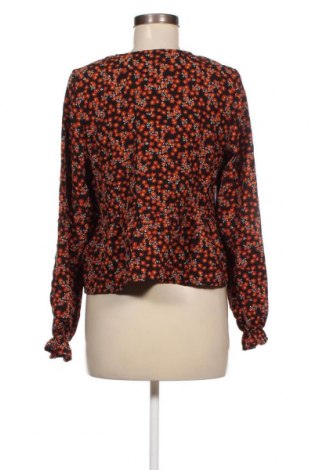 Дамска блуза Vero Moda, Размер M, Цвят Многоцветен, Цена 8,40 лв.