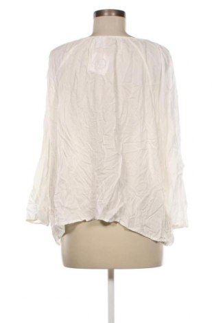 Дамска блуза Vero Moda, Размер M, Цвят Бял, Цена 10,00 лв.