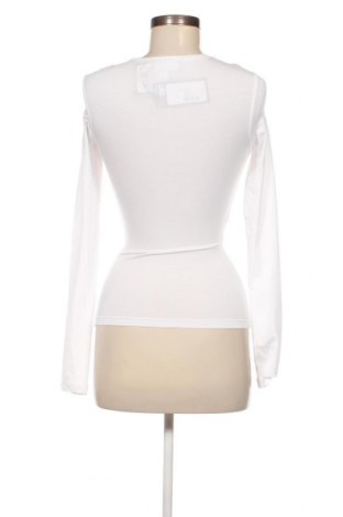 Damen Shirt Weekday, Größe XS, Farbe Weiß, Preis 20,62 €