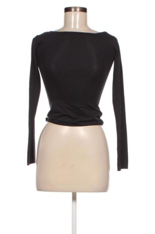 Дамска блуза Weekday, Размер XS, Цвят Черен, Цена 20,00 лв.