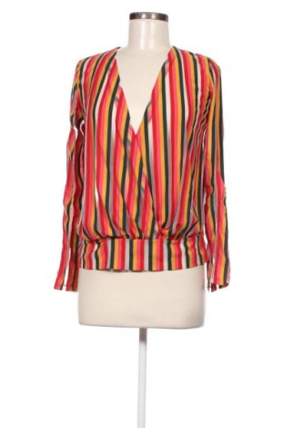 Damen Shirt Zara Trafaluc, Größe S, Farbe Mehrfarbig, Preis 10,23 €