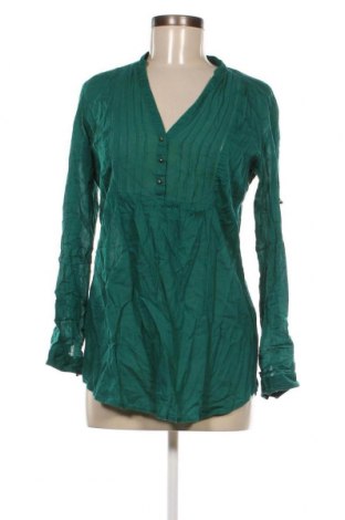 Дамска блуза Zara Trafaluc, Размер M, Цвят Зелен, Цена 73,00 лв.