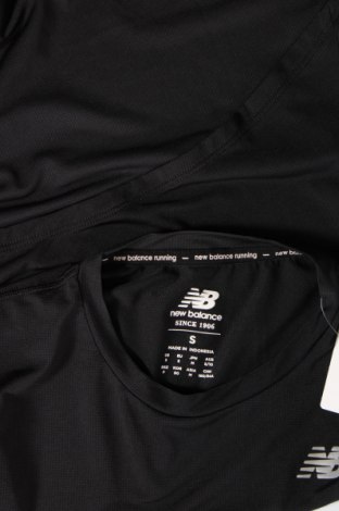 Damen T-Shirt New Balance, Größe S, Farbe Schwarz, Preis 27,11 €