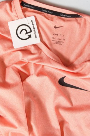 Дамска тениска Nike, Размер XL, Цвят Розов, Цена 52,20 лв.