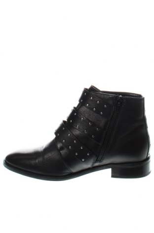 Dámské boty  ASOS, Velikost 38, Barva Černá, Cena  299,00 Kč