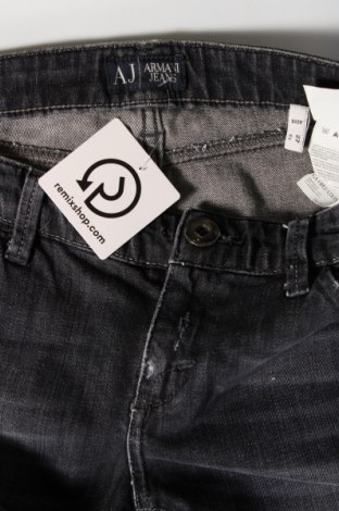 Дамски дънки Armani Jeans, Размер S, Цвят Черен, Цена 234,00 лв.