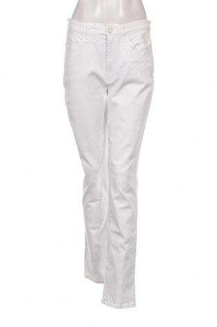 Damen Jeans Cambio, Größe M, Farbe Weiß, Preis 5,12 €