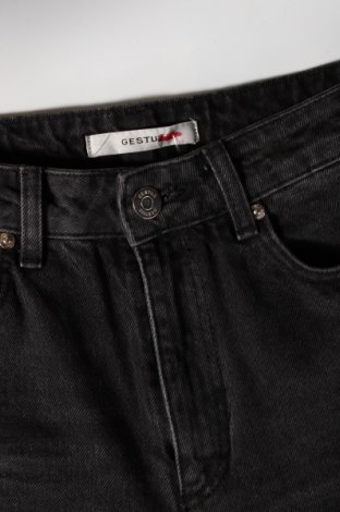 Damen Jeans Gestuz, Größe XS, Farbe Grau, Preis € 14,77