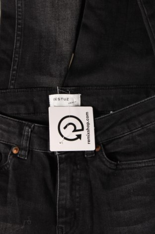 Damen Jeans Gestuz, Größe L, Farbe Grau, Preis € 10,41