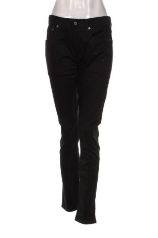 Γυναικείο Τζίν Levi's, Μέγεθος M, Χρώμα Μαύρο, Τιμή 68,69 €