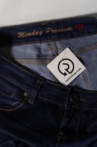 Damen Jeans Monday Denim, Größe M, Farbe Blau, Preis € 3,41