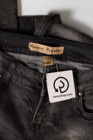 Damskie jeansy Monday Premium, Rozmiar M, Kolor Szary, Cena 19,48 zł