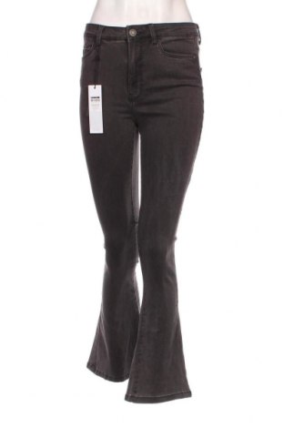 Damen Jeans Noisy May, Größe M, Farbe Grau, Preis 12,80 €