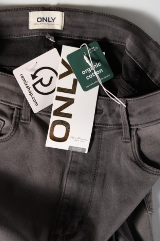 Dámske džínsy  ONLY, Veľkosť M, Farba Sivá, Cena  13,32 €