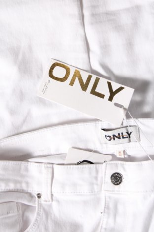 Γυναικείο Τζίν ONLY, Μέγεθος XL, Χρώμα Λευκό, Τιμή 10,87 €