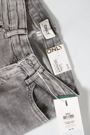 Dámske džínsy  ONLY, Veľkosť S, Farba Sivá, Cena  9,11 €