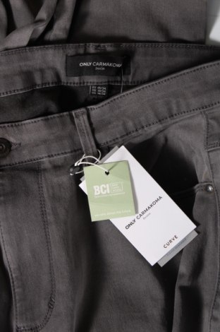 Damen Jeans ONLY Carmakoma, Größe XL, Farbe Grau, Preis 9,81 €