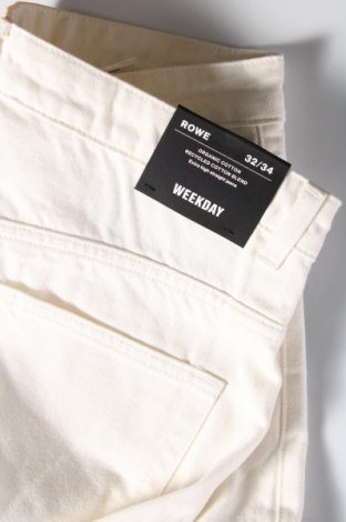 Damen Jeans Weekday, Größe L, Farbe Weiß, Preis 12,68 €