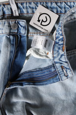 Dámske džínsy  Weekday, Veľkosť L, Farba Modrá, Cena  18,60 €