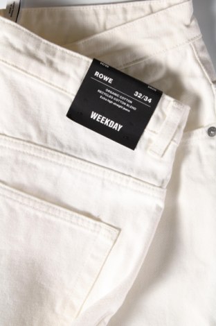 Damen Jeans Weekday, Größe L, Farbe Weiß, Preis 12,26 €