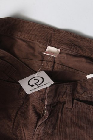 Damen Cordhose, Größe M, Farbe Braun, Preis € 20,18