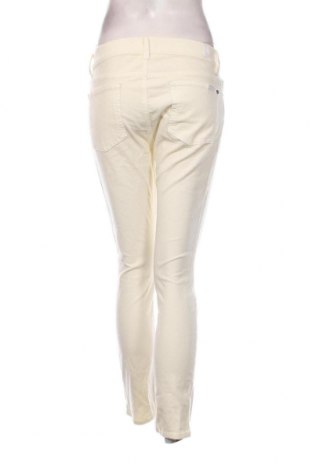 Pantaloni de velvet de femei 7 For All Mankind, Mărime M, Culoare Ecru, Preț 25,79 Lei